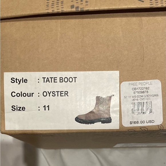 Free People Women's Tate Chelsea Ankle Boot In Oyster, size 11 - Picture 8 of 8
